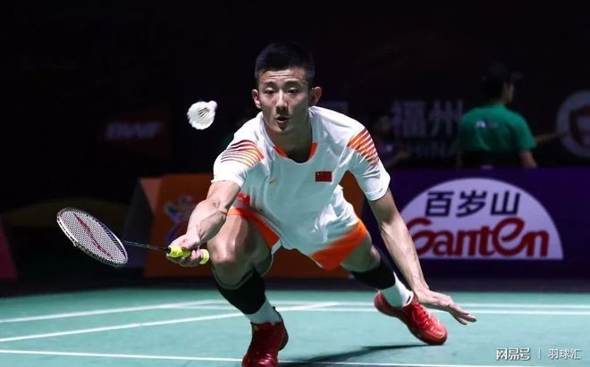 甲赛场上的 甲赛场上的